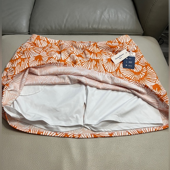 NWT - Tommy Bahama Women’s Island Cays Golf Skort - Size XL - Picture 6 of 11